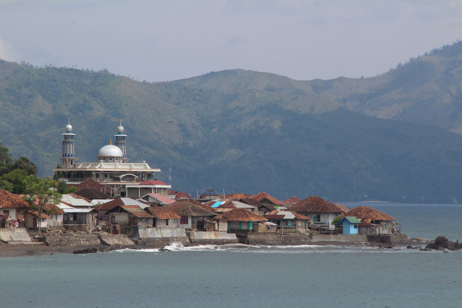 Flores Highlights Tour 5 Days 4 Nights