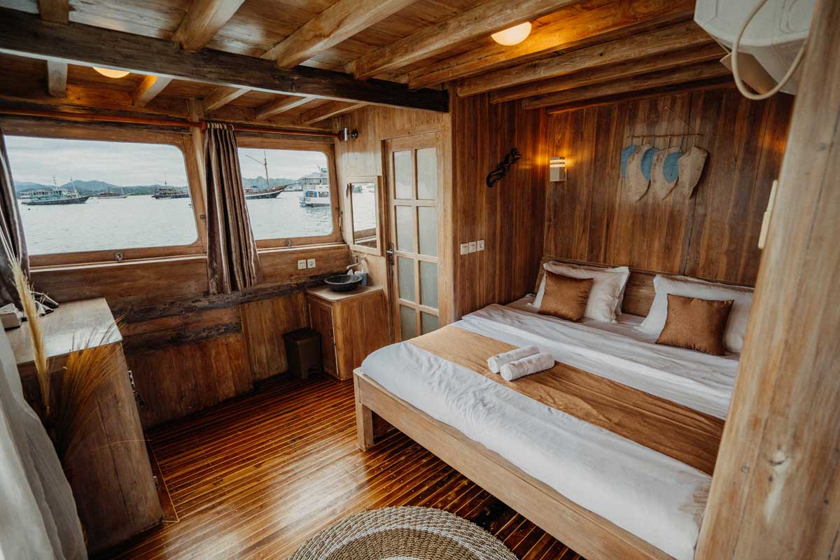 Luxury Boat for Komodo Boat Tour