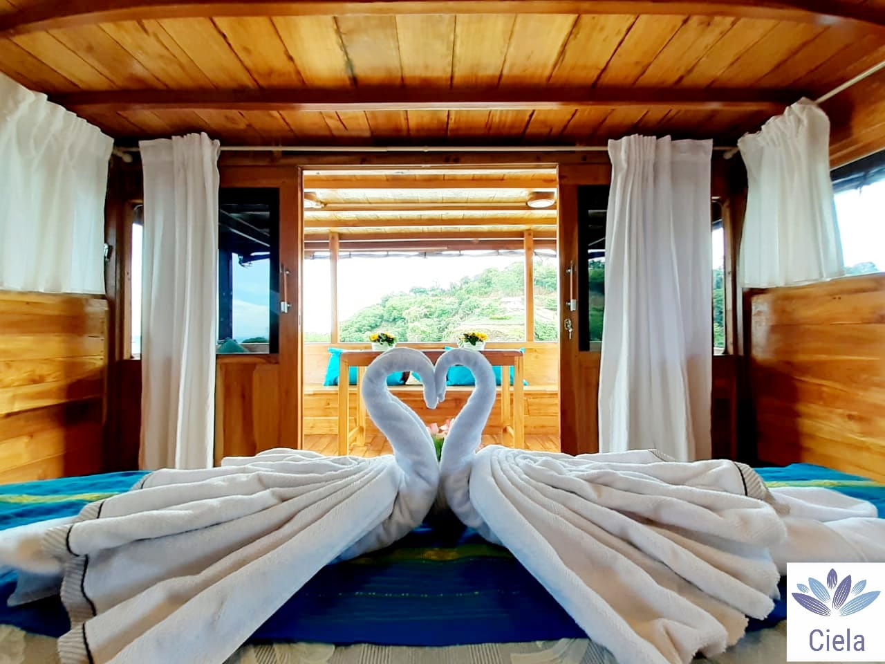 Superior Boat for Komodo Boat Tour